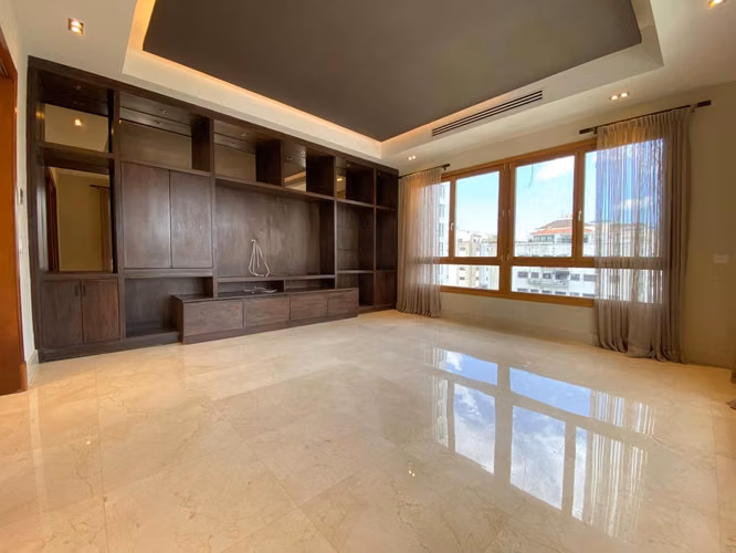 Apartamento en venta en Piantini con área social y 4 parqueos - Imagen 19