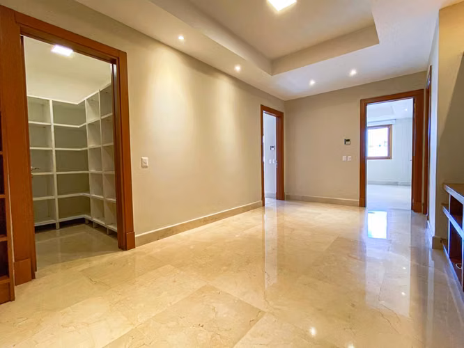 Apartamento en venta en Piantini con área social y 4 parqueos - Imagen 13