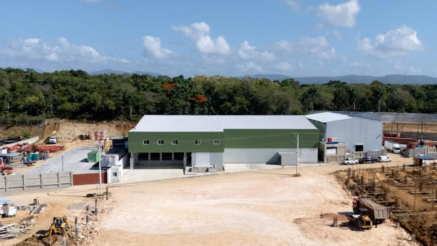 Alquilo nave industrial N ueva a estrenar en el KM 18 de la Autopista Duarte - Imagen 2