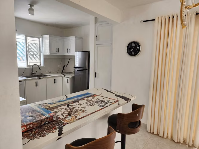 CASA EN VENTA EN LOS RIELES DE GURABO - Imagen 5