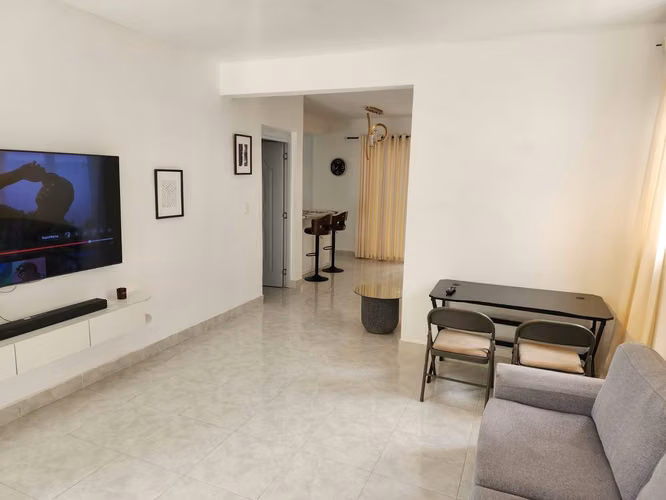 CASA EN VENTA EN LOS RIELES DE GURABO - Imagen 2