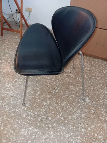 Sillas modernas espera oficina ovaladas estilo famoso, 26x16x28 pulgadas, vinil negro