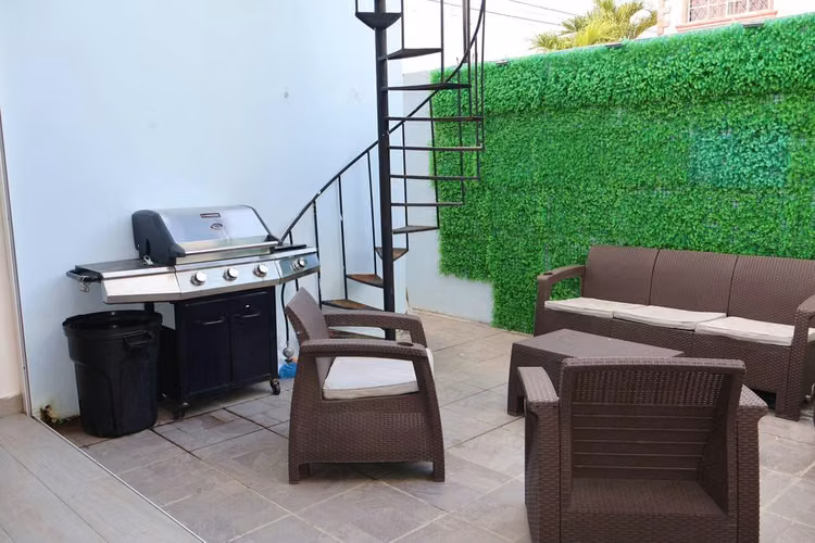 Casa en venta de dos niveles en venta en San Pedro de Macoris - Imagen 5