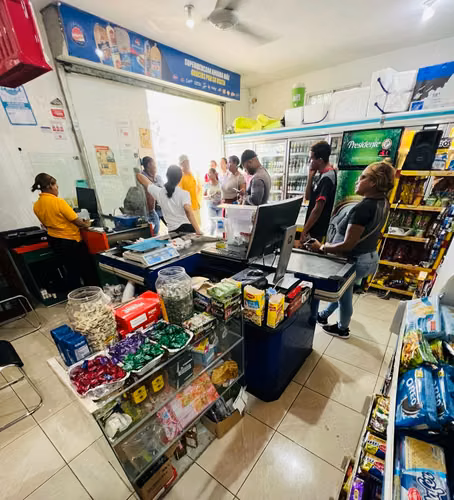 RENTO SUPERMERCADO EN CABARETE CON TODOS LOS EQUIPOS INCLUIDOS  - Imagen 15