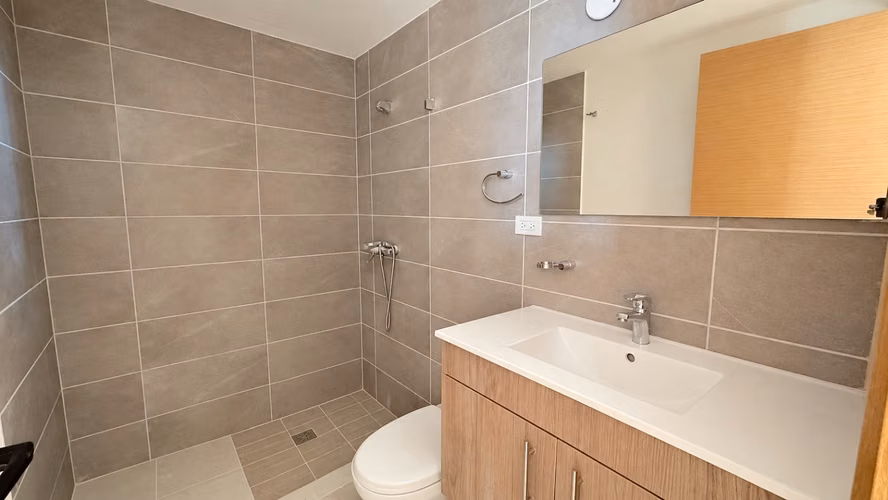  APARTAMENTO NUEVO DE 2 HABITACIONES EN VENTA EN GAZCUE. US$229,000 - Imagen 4