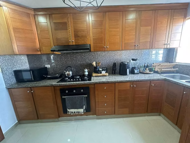 Apartamento Amueblado de tres habitaciones en Mirador Norte - Imagen 4