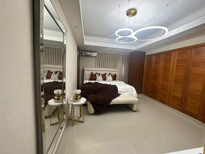 Apartamento Amueblado de tres habitaciones en Mirador Norte - Imagen 5