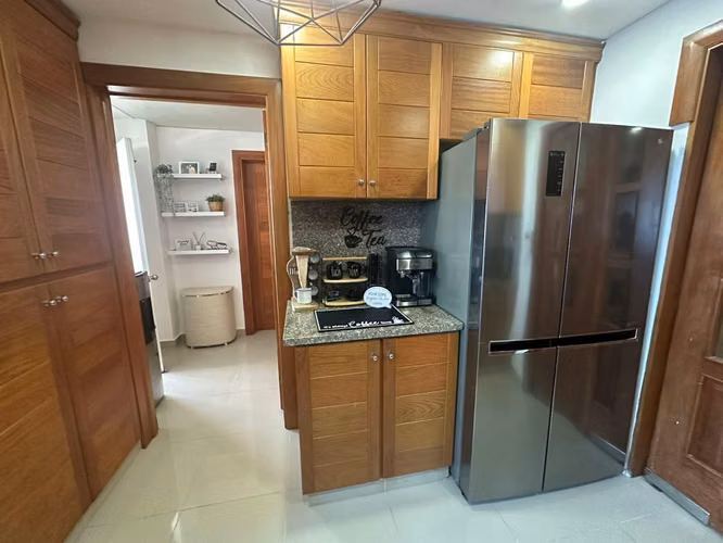 Apartamento Amueblado de tres habitaciones en Mirador Norte - Imagen 8