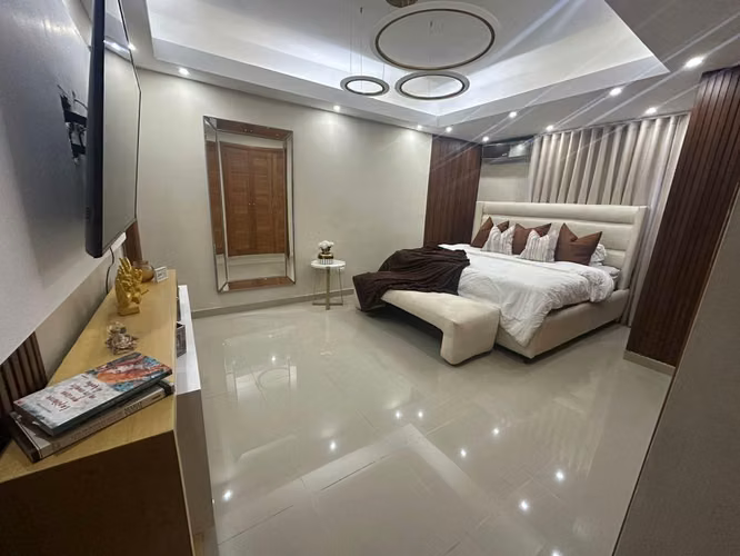 Apartamento Amueblado de tres habitaciones en Mirador Norte - Imagen 2