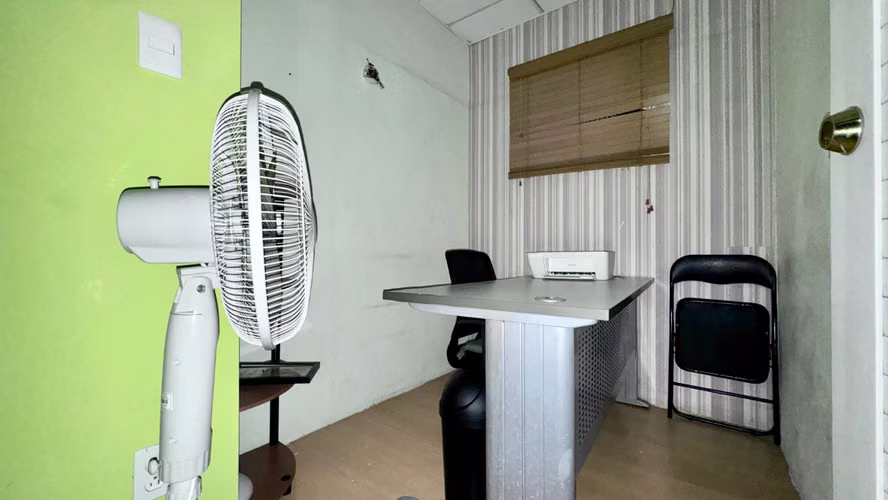 Amplio y Versátil Local de 600 m² con Entradas Independientes en NACO  - Imagen 6