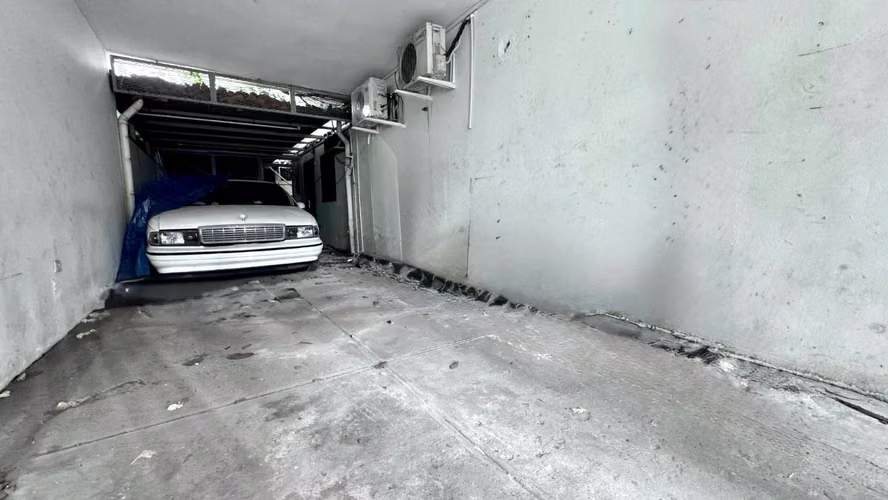 Amplio y Versátil Local de 600 m² con Entradas Independientes en NACO  - Imagen 2