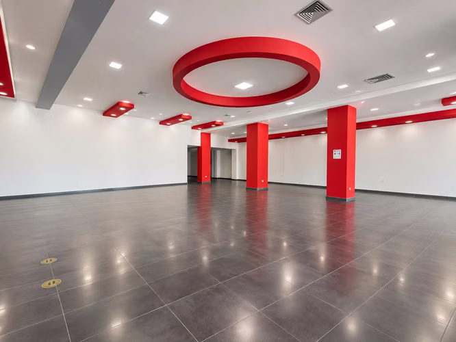 LOCAL COMERCIAL | PRIMER PISO | NACO   - Imagen 3
