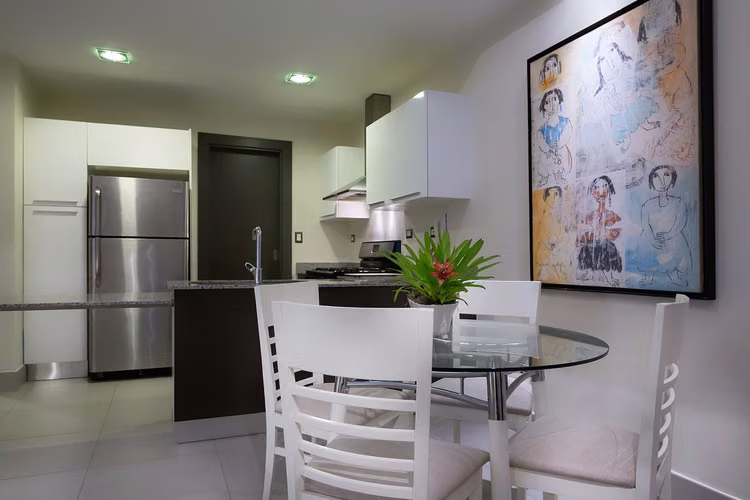 Apartamento en Alquiler en Piantini Amueblado de UNA Habitación - Imagen 3