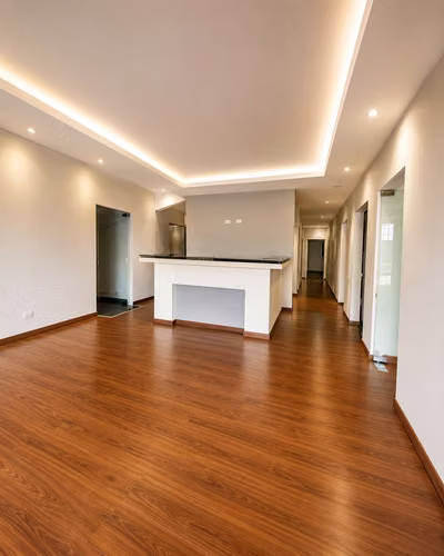PRIMER PISO ideal para oficina, restaurante, guardería, etc   - Imagen 1