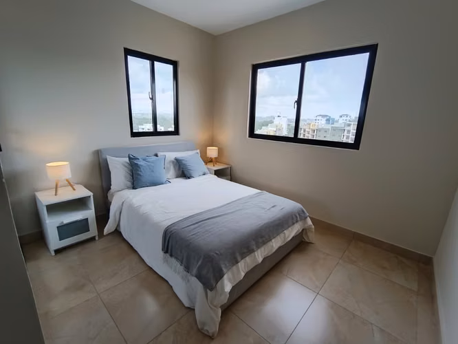 Apartamento en venta en la Av. Jacobo Majluta - Imagen 7