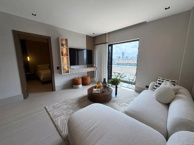 Lujoso y moderno apartamento en alquiler, amueblado - Imagen 2