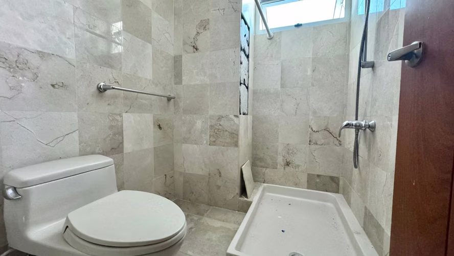 1 APTO POR PISO | 3 HAB | 3 PARQUEOS | PIANTINI  318 metros   - Imagen 8