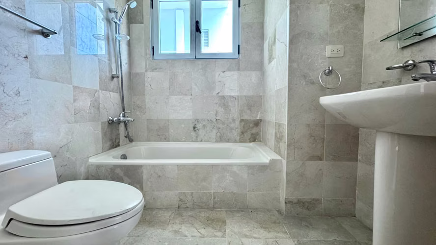 1 APTO POR PISO | 3 HAB | 3 PARQUEOS | PIANTINI  318 metros   - Imagen 7