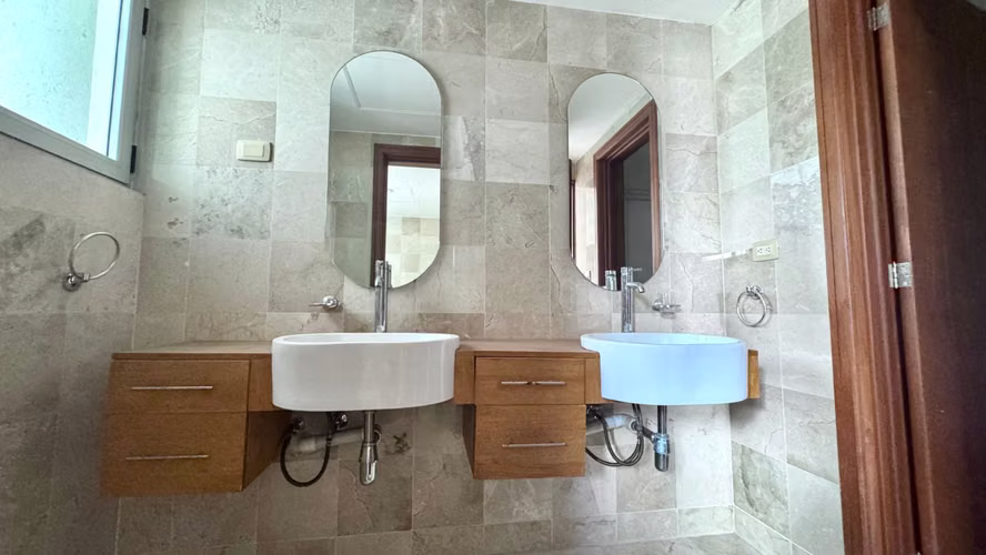 1 APTO POR PISO | 3 HAB | 3 PARQUEOS | PIANTINI  318 metros   - Imagen 4