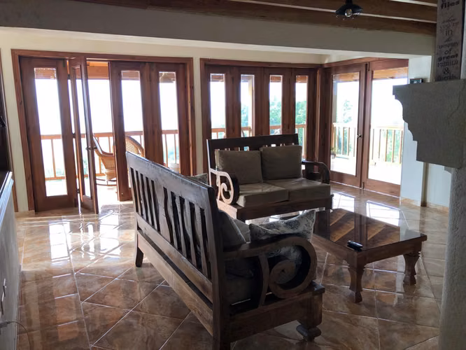Vendo Exclusiva Villa en CONSTANZA, Proyecto Los Cerros, 3 HABS., 415 Mts.2, 3 Niveles  1,140 Mts.2 SOLAR - Imagen 16
