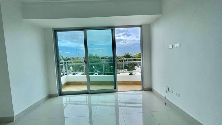 Apartamento en Alquiler con linea blanca en Gazcue - Imagen 2