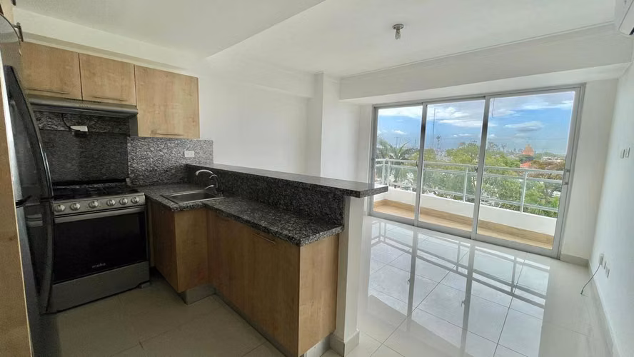 Apartamento en Alquiler con linea blanca en Gazcue