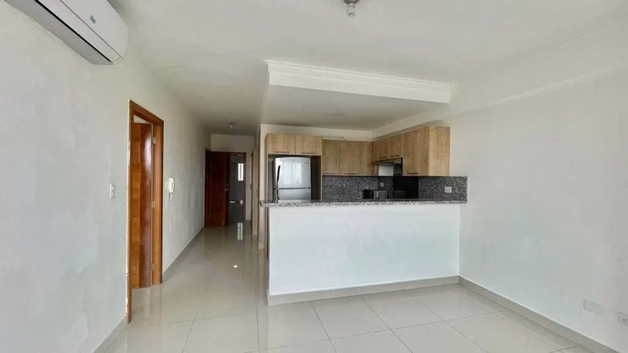 Apartamento en Alquiler con linea blanca en Gazcue