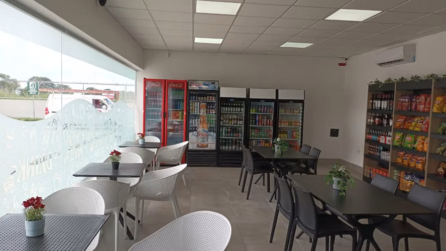 LOCAL COMERCIAL EN ALQUILER EN ESTACIÓN TEXACO, HIGÜEY | 72.8 M² - Imagen 4