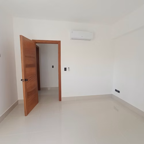 En Alquiler Apartamento de 2 Hab. En Mirador Norte, Distrito Nacional, Santo Domingo. - Imagen 4