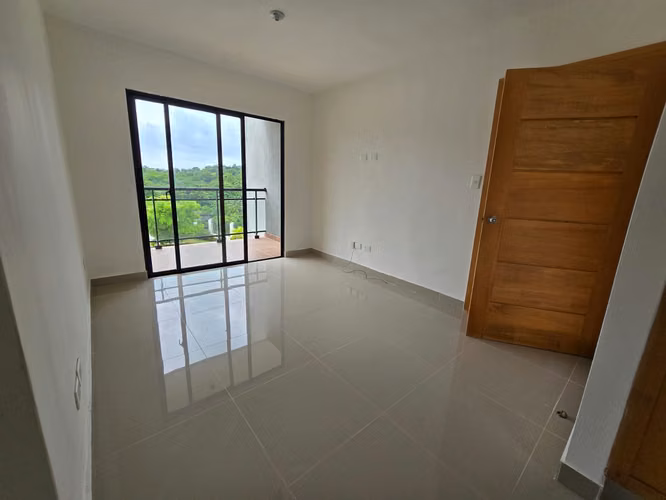 Apartamento en 2do Piso Detrás de la Embajada Americana, Residencial Aura Garden   - Imagen 4