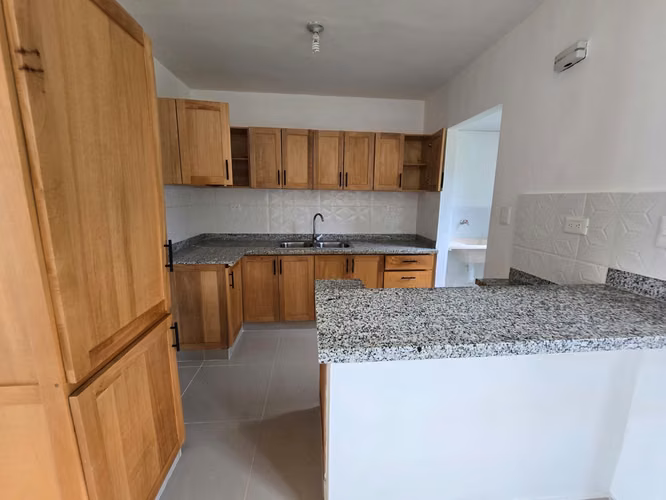 Apartamento en 2do Piso Detrás de la Embajada Americana, Residencial Aura Garden   - Imagen 8