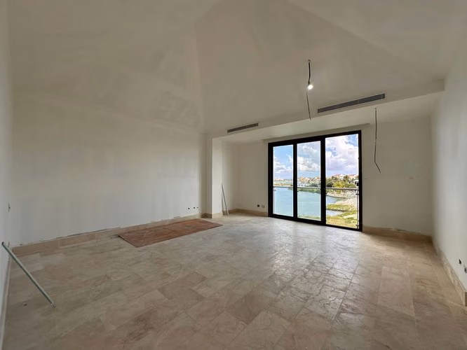 VIVE EN UNA ISLA PRIVADA!  Ubicado en la magnífica Marina Cap Cana, ofrece en su Etapa 1 un selecto numero de apartament - Imagen 4