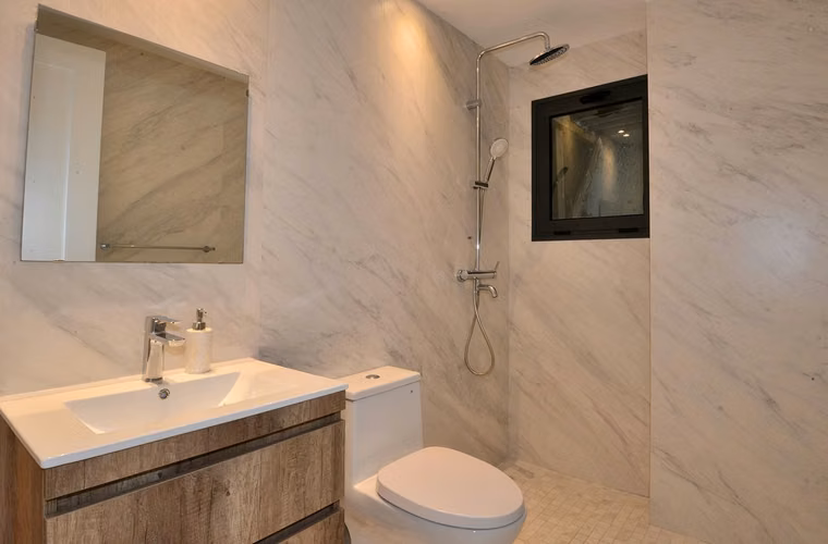 VIVE EN UNA ISLA PRIVADA!  Ubicado en la magnífica Marina Cap Cana, ofrece en su Etapa 1 un selecto numero de apartament - Imagen 3