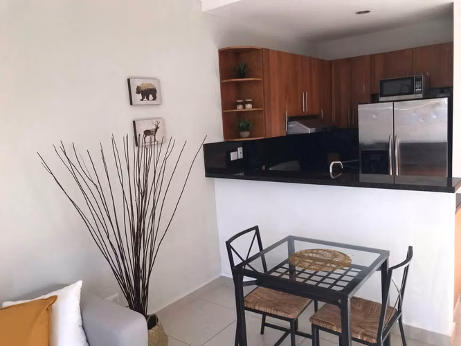 Apartamento Amueblado en Alquiler Piantini - Imagen 2