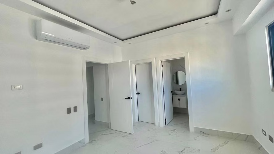 Alquiler | Apartamento Moderno a Estrenar en Evaristo Morales - Imagen 8