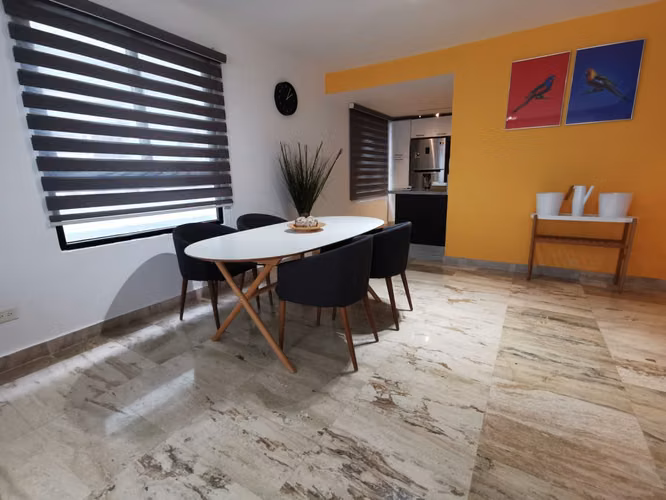 Apartamento En Alquiler De 2 Habitaciones Y 3 Baños En Piantini  - Imagen 2