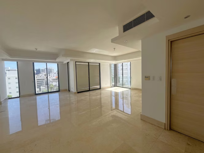 Apartamento en Alquiler en Piantini de TRES Habitaciones con Línea Blanca  - Imagen 3
