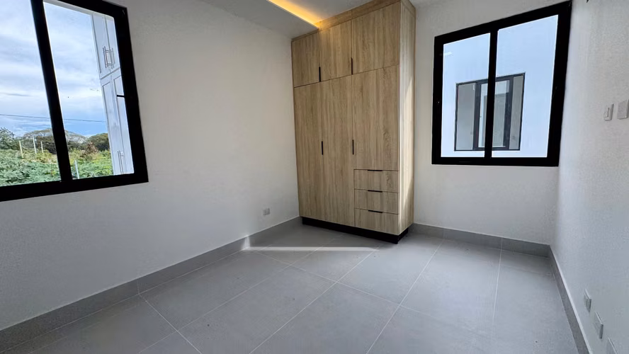 CASA NUEVA EN VENTA EN GURABO, SANTIAGO  - Imagen 9