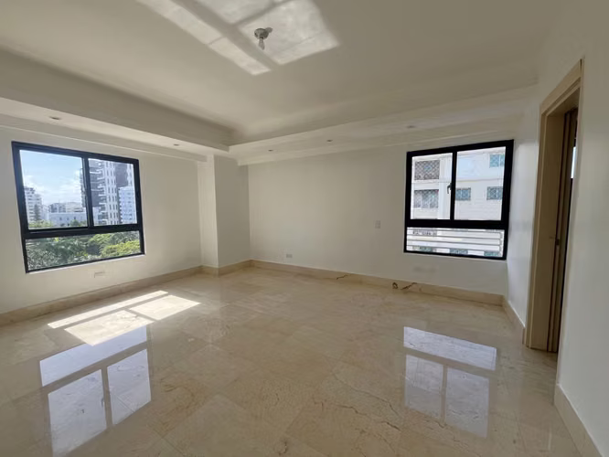 Apartamento en Alquiler en Piantini de TRES Habitaciones con Línea Blanca  - Imagen 16