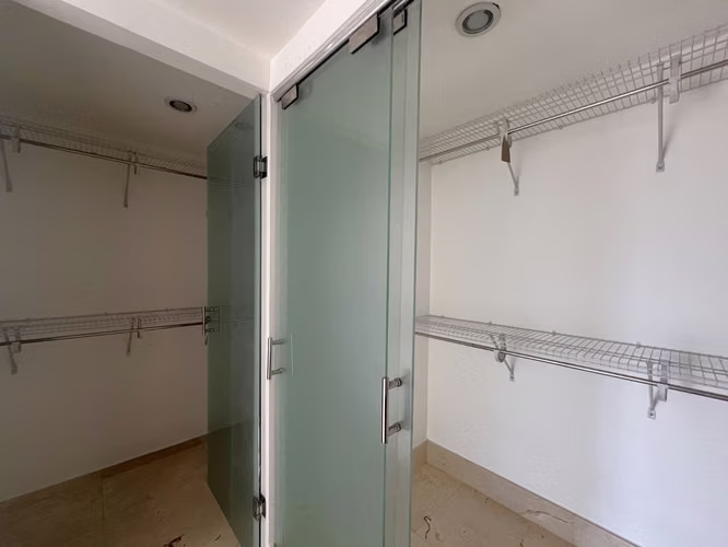 Apartamento en Alquiler en Piantini de TRES Habitaciones con Línea Blanca  - Imagen 18
