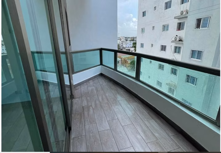 Apartamento en Alquiler en Evaristo Morales, 1 Habitación con Balcón Grande y Áreas Sociales - Imagen 13
