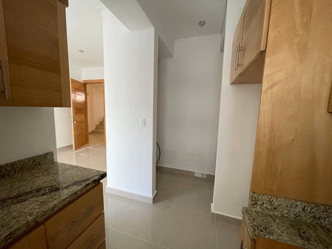 Apartamento en Alquiler en Evaristo Morales, 1 Habitación con Balcón Grande y Áreas Sociales - Imagen 17