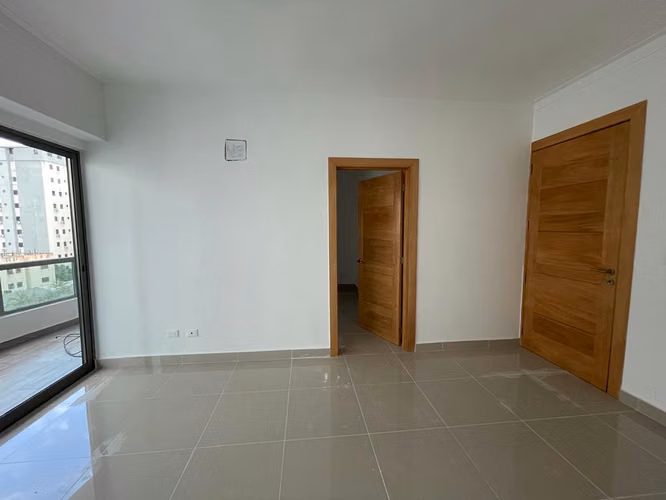 Apartamento en Alquiler en Evaristo Morales, 1 Habitación con Balcón Grande y Áreas Sociales - Imagen 8