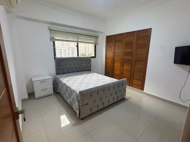 Alquilo Apartamento Amueblado, 2 Habitaciones en Piantini, Gym, Terraza - Imagen 6