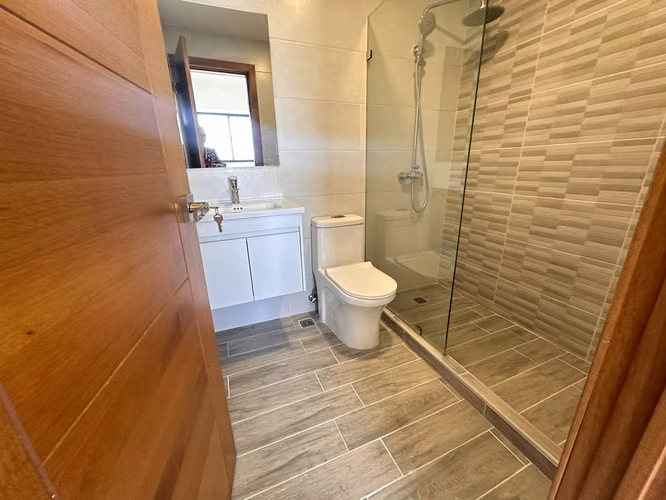 APARTAMENTO CON LINEA BLANCA DE UNA HABITACION - Imagen 3