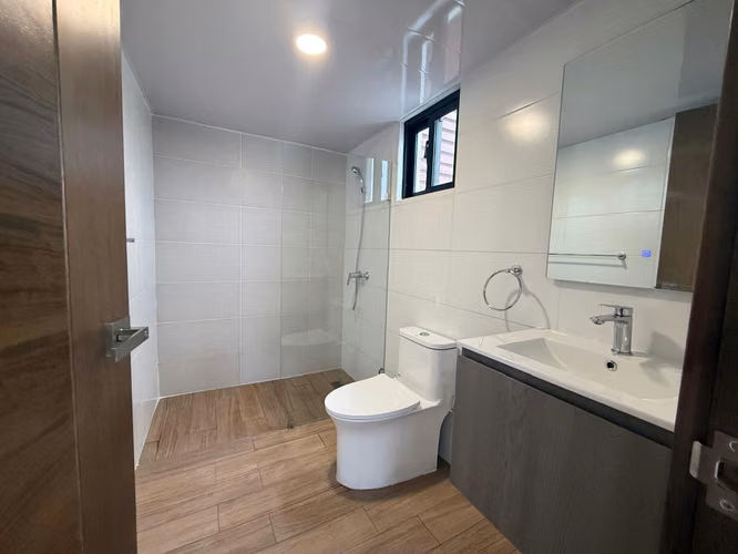 Vendo un apartamento en Evaristo Morales  - Imagen 5