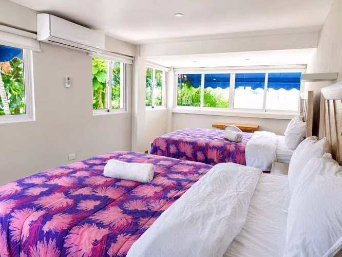 Villa Amueblada con Piscina y Jacuzzi Privado y segunda linea de Playa en Juan Dolio RD - Imagen 16