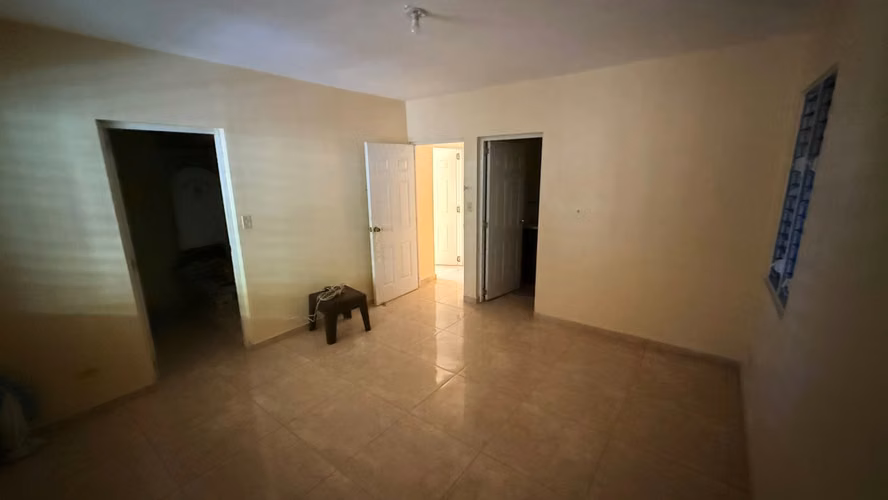 Hermosa y cómoda casa en Venta, de 3 habitaciones  en Prado Oriental - Imagen 9