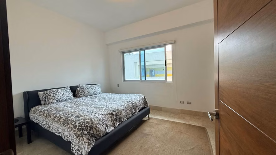 Lujoso y moderno Apartamento en venta  | 3 Hab + Family Room + Studio piso alto en  Serrallés - Imagen 7