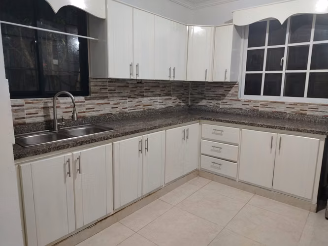 CASA RENTA EN SANTO DOMINGO ESTE RES. LUZ MARIA Alquiler - Imagen 10